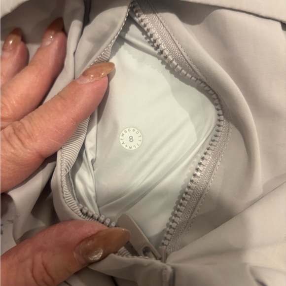 Lululemon Effortless Jacket - Picture 13 of 13